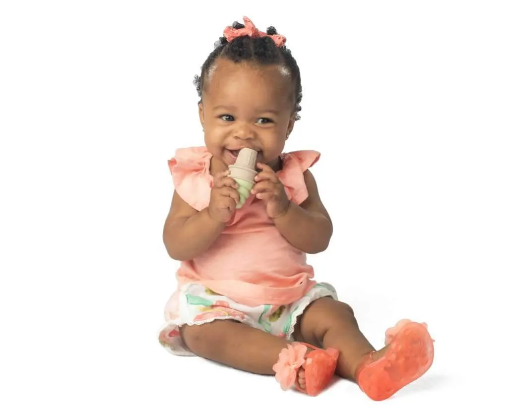 SweeTooth Ice Cream Teether :: Pretty Pink